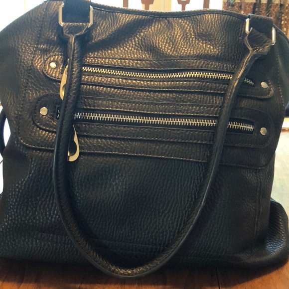 Handbags - Black tote